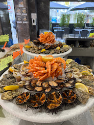 Photo n°1 de Maxime Fruits de Mer - Écailler Poissonnier à Toulon (Restaurant de fruits de mer)