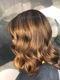 Photo n°19 de Thibault Trepeau coiffeur à Bordeaux (Salon de coiffure)