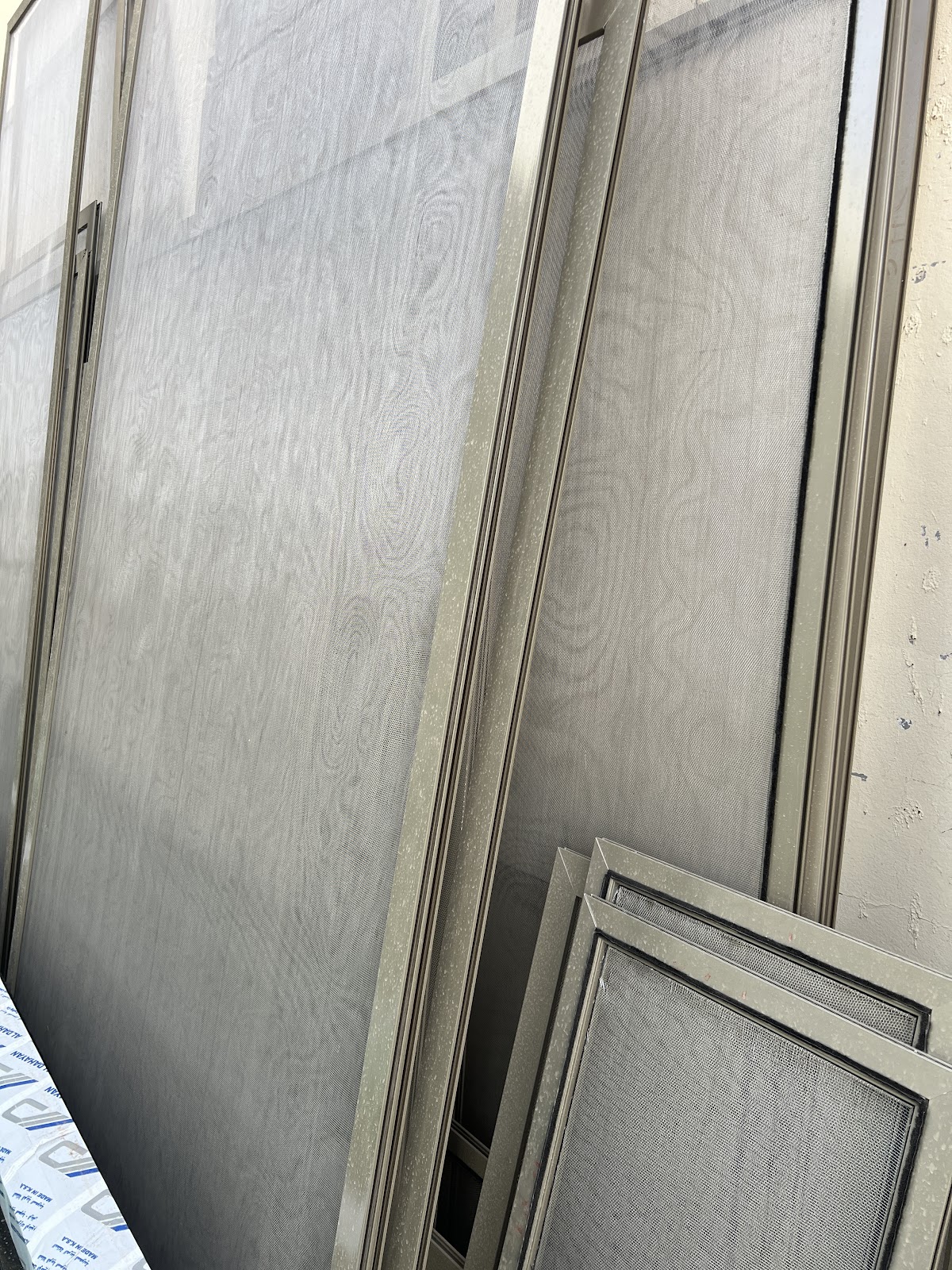 ترانيم حائل للزجاج و الألمنيوم - صورة 2