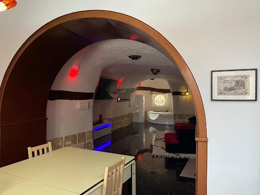 LA BODEGOSA Cave Suite - Thumbnail