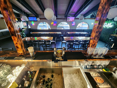 ReMixx Bar & Grill thumbnail