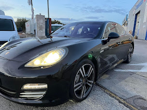 Photo n°14 de AD CARROSSERIE LAURIER ET GARAGE AD EXPERT LAURIER à Baillargues (Atelier de réparation de pneus)