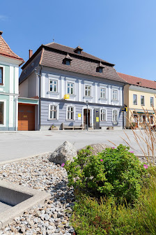 Niederösterreichische Versicherung AG - Kundenbüro Gr.Gerungs Hauptpl. 15, 3920 Groß Gerungs, Österreich