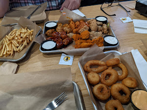 Buffalo Wild Wings photo
