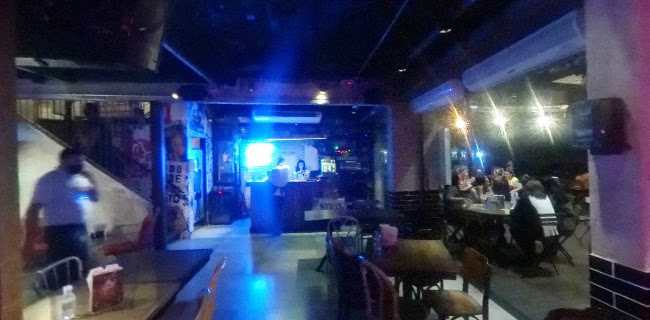 Comentários e avaliações sobre 4 e 5 Bar