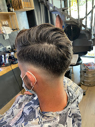 Photo n°13 de Miss man coiffeur barbier fade,taper. à Paillet (Salon de coiffure)