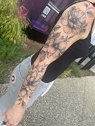 Photo n°4 de All Skin tattoo à Dardilly (Tatoueur)