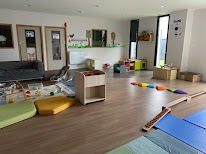 Les Petits Chaperons Rouges à Charbonnières-les-Bains