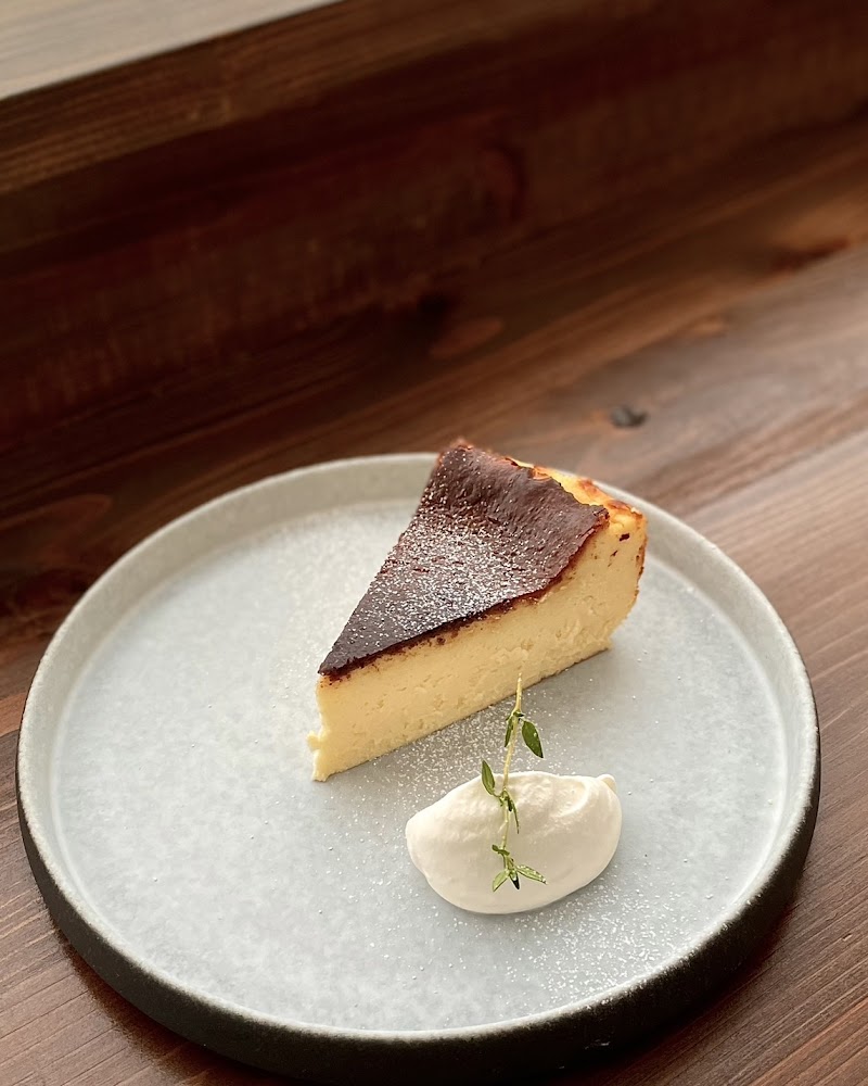 カフェ&ビストロ カラナシ