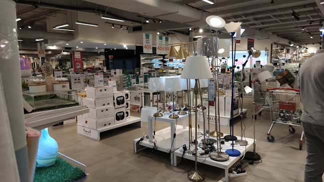 HomeBox - Furniture store