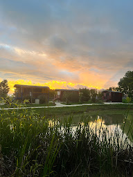 Photo n°9 de Le Hameau des Grilles à Saint-Fargeau (Camping avec cabanes)