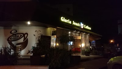 Photos of Gloria Jeans Coffee