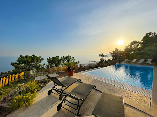 Homecalm - Conciergerie locative premium à Cannes - Saint Raphael - Fréjus - Fayence - Thumbnail