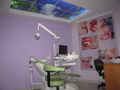 Photos of Dental Doctor Sara Pourahmad