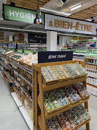 Photo n°20 de Maxi Bazar à Bourgoin-Jallieu (Magasin d'articles pour animaux)