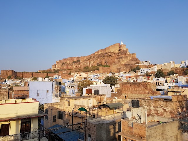 Raj Mandir Boutique Home Stay
