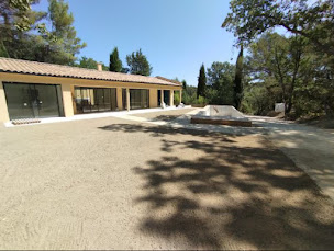 Photo n°7 de DINUCCI Et Fils - Terrassement & Assainissement à La Tour-d'Aigues (Service d'assainissement)