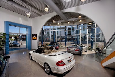 Photos of Mercedes-Benz of Encino