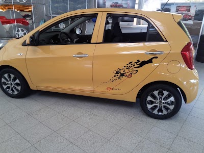 car-dealer