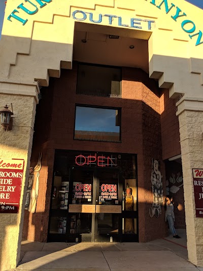 Gallup Indian Plaza Outlet