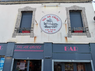 Photo n°7 de Tal Ar Groez à Locmiquélic (Poste)