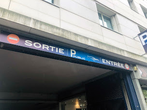 Photo n°25 de GARAGE MECANIQUE AUTO PNEUMATIQUE PARE-BRISE LAVAGE RENOVATION TOUTE BOITE DE VITESSE AUTO PARIS 12 PICPUS | IPTRANS AUTO à Paris (Station de lavage automobile)