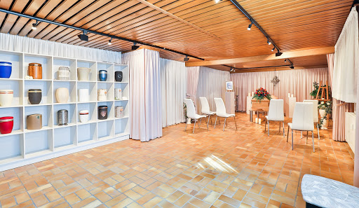 Bestattungen Joh. Backernecker & Sohn e.K. Inhaberin Bianca Schadewitz Gallery - Germany