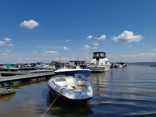 Marina Bo-Bi-No Pointe-Calumet