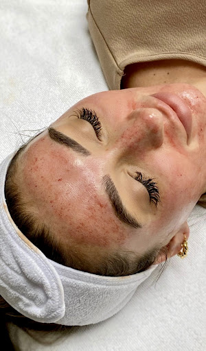 Lavish Skin & Body Studio - Thumbnail