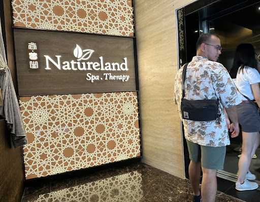 Natureland Clarke Quay - Thumbnail