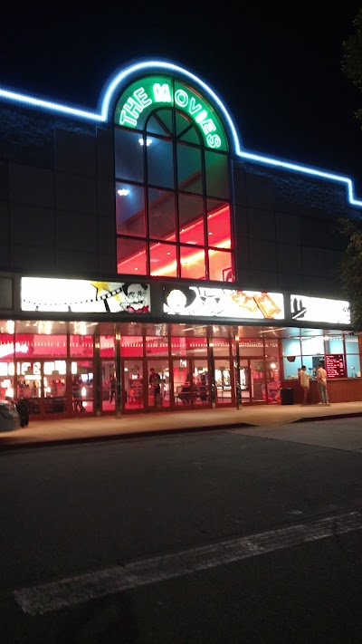 Photos of Regal Cinemas Governor's Square 12