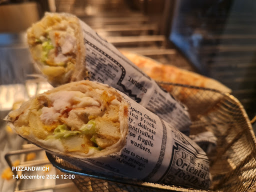 Photo 4 - Pizzandwich