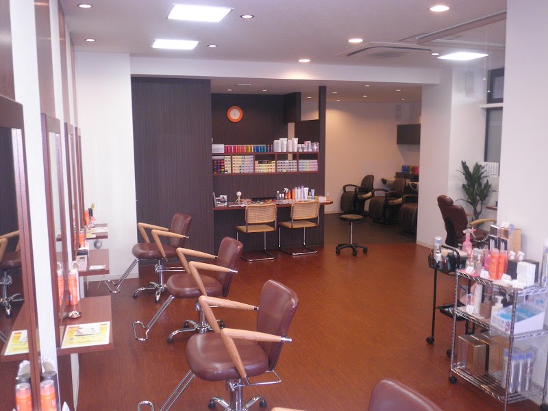 hair&spa Iris(ヘアー＆スパ アイリス)