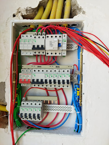 Tudo em Elétrica Brito