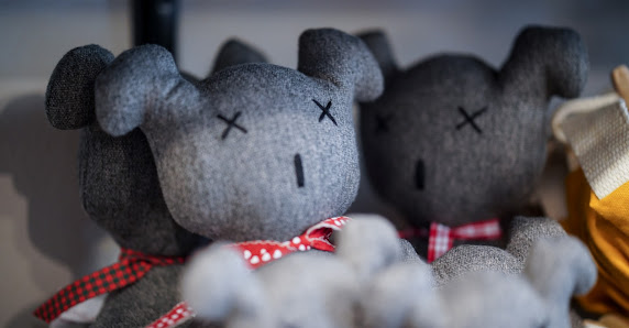 Pudelwohl & Mopsfidel – Fachgeschäft für Hunde & Katzen. Marktstraße 5, 99423 Weimar, Deutschland