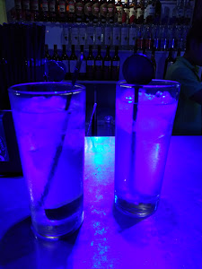 The New York Lounge 8