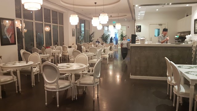 Circle Café