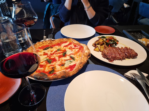 Roc - Pizza & Steak Gallery - Italy