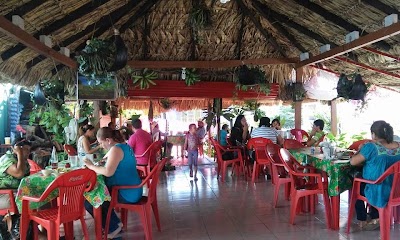 Photos of La Tilapia Palapa Familiar