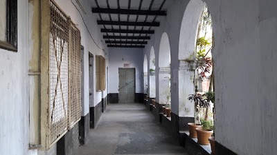 Photos of Ananda Mohan University College