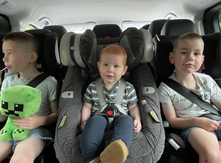 Baby Seats Cabs - Thumbnail