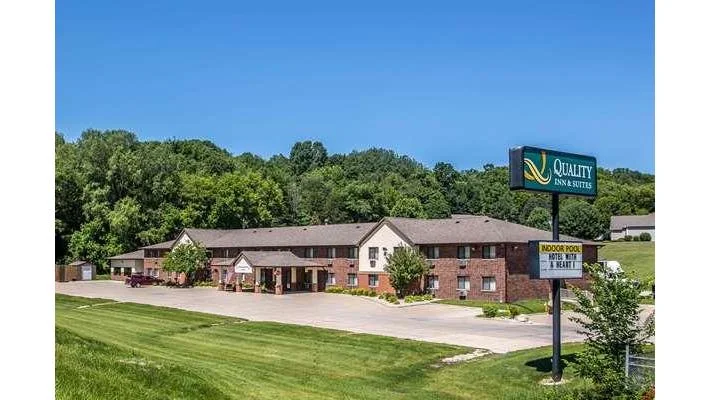 Quality Inn & Suites Decorah