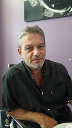 Photo n°12 de Dr Gérald Chauney chirurgien dentiste à Paris (Service de blanchiment des dents)