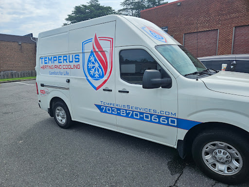 West Springfield Car Care Logo