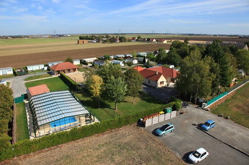 Photo de Camping ** Le Clos Des Tourterelles à Ascoux (45300)