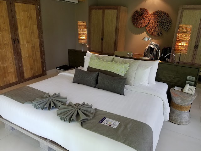 Twin Lotus Resort & Spa