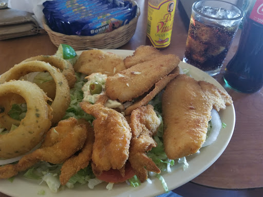 Restaurante de Mariscos La Pesca - Thumbnail