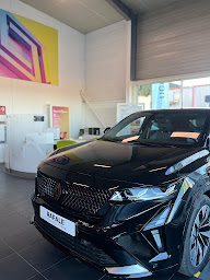 Photo n°10 de Renault Saint Maximin - Groupe Synethis à Saint-Maximin-la-Sainte-Baume (Concessionnaire automobile)