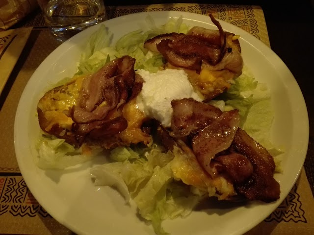 Crazy Bull Cafe'