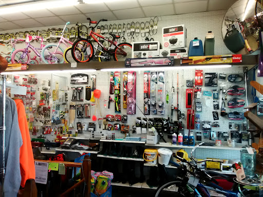 Gardiner's Hardware - Visual